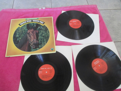 TOTO TOI - TOTO VEI ( hienokuntoinen 3 lp
