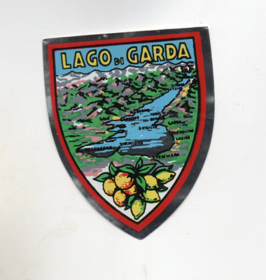 Italia:Lago de Garda (matkailu/ matkalaukkuun? muovia?)