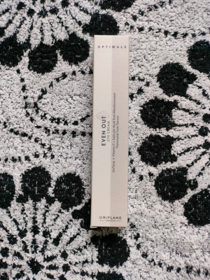 ~Oriflame Optimals Even Out -silmänympärysvoide~