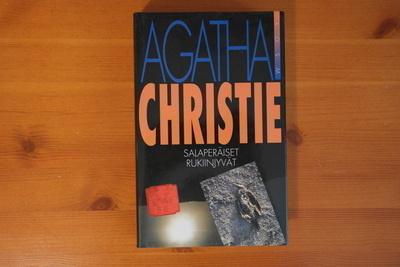 Agatha Christie:Salaperäiset rukiinjyvät.5.P.1991.Sid.Kp.