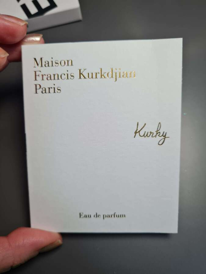 Maison Francis Kurkdjian Paris hajuvesinäyte Kurky