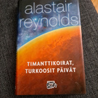 Alastair reynolds timanttikoirat - pikkukuva 1