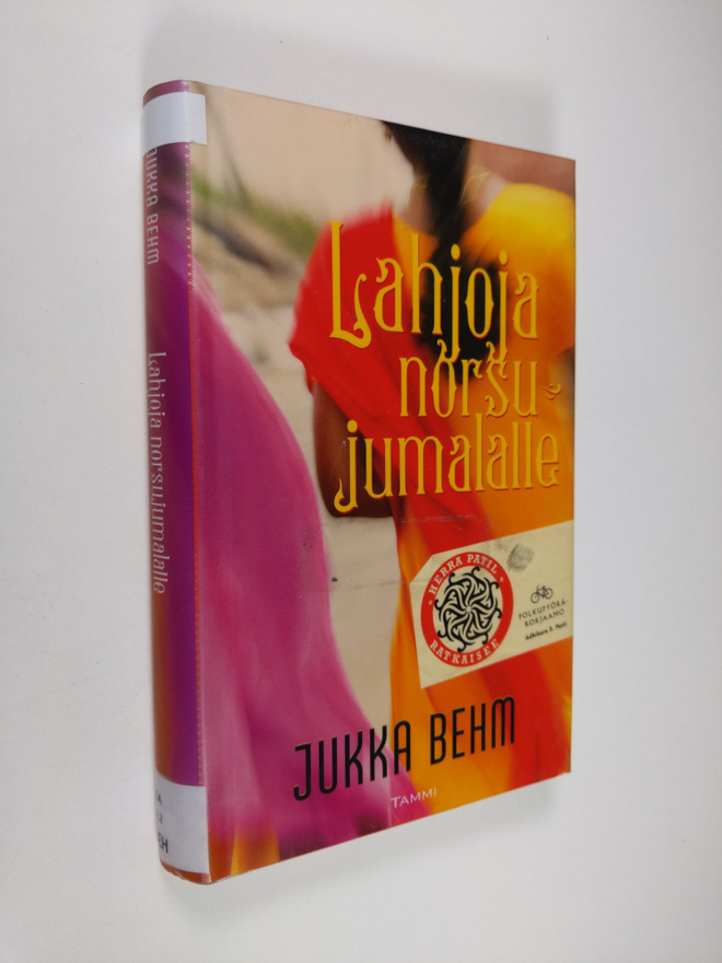 Jukka Behm : Lahjoja norsujumalalle