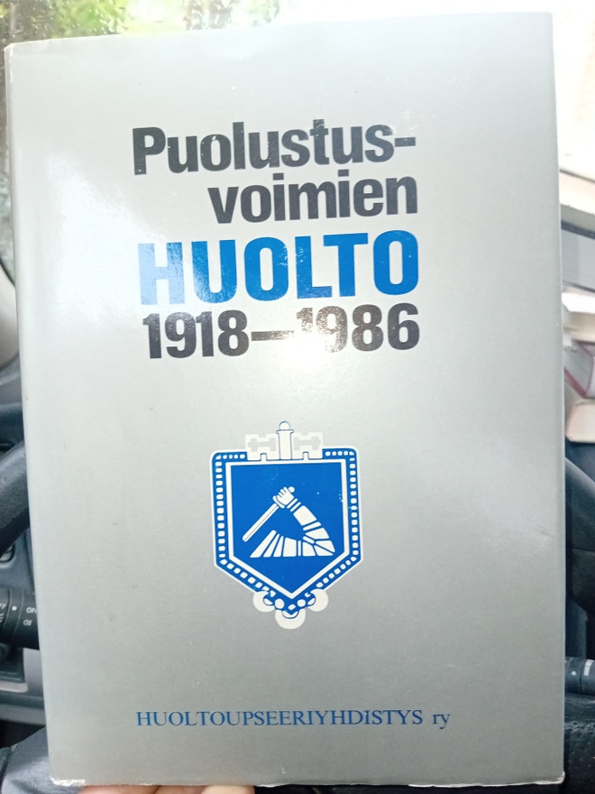 Tirronen  : Puolustusvoimien huolto 1918-1986 ( SIS POSTIKUL
