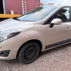 Myydään RENAULT MEGANE SCENIC   korjattavaksi - pikkukuva 3