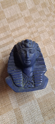 Tutankhamon kivipatsas