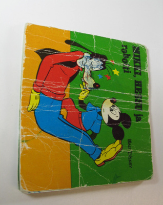 Walt Disney : Mikki, Hessu ja robotti