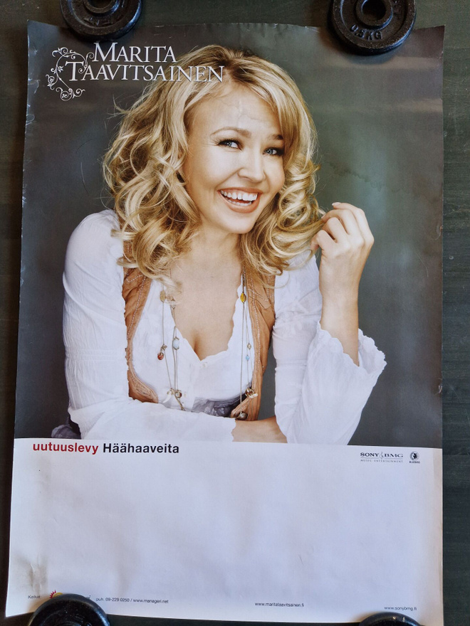 Marita Taavitsainen keikkajuliste  42 .70×50cm