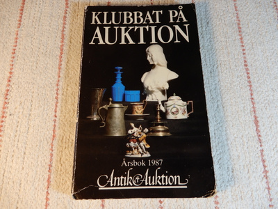 KLUBBAT PÅ AUKTION