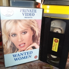 VHS : WANTED WOMEN ( Ohj. AL Adamson) SIS POSTIKULU - pikkukuva 1