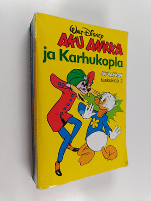 Aku Ankka ja Karhukopla ; Mikki ja viidakon vaarat