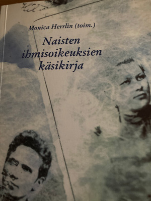 NAISTEN IHMISOIKEUKSIEN KIRJA