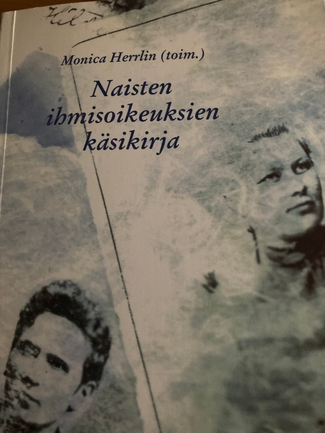 NAISTEN IHMISOIKEUKSIEN KIRJA