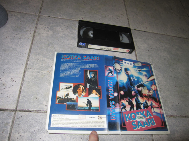 KOTKA SAARI - vanha VHS