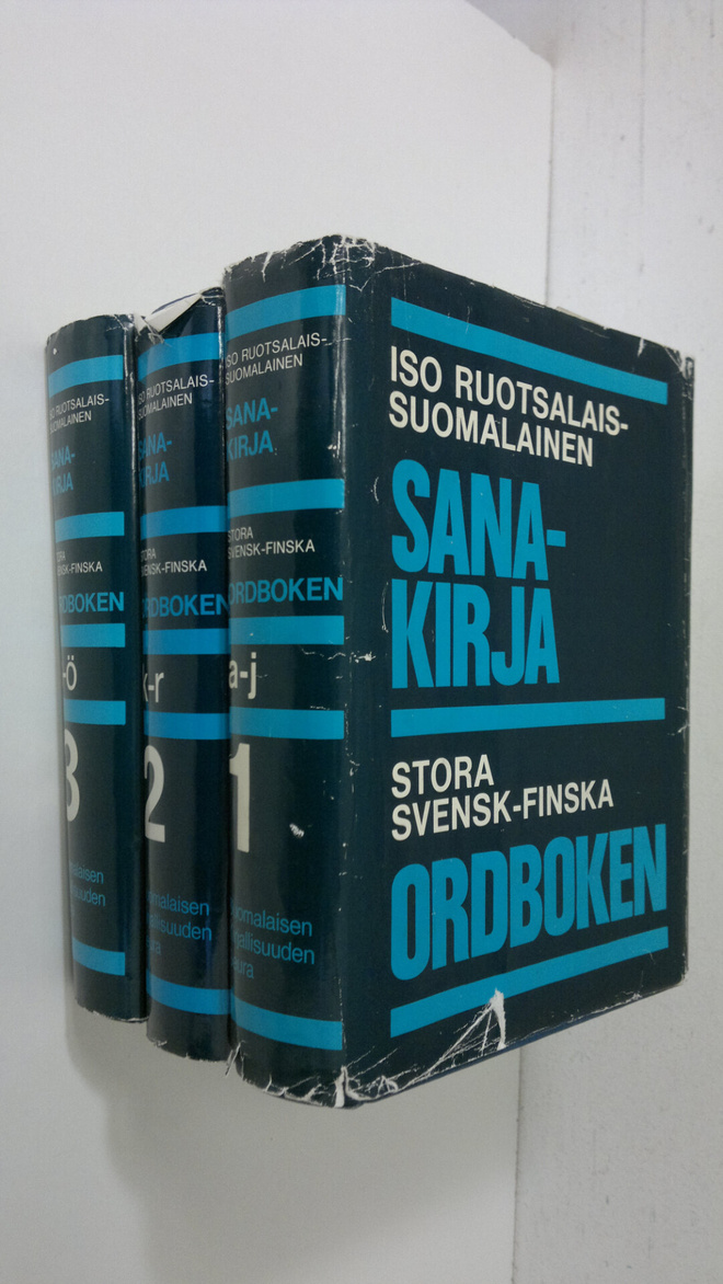 Göran (toim. = huvudred.) Karlsson : Iso ruotsalais-suoma...