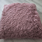 Pinkki pörröinen Koristetyynynpäällinen - yht. 2kpl - pikkukuva 2