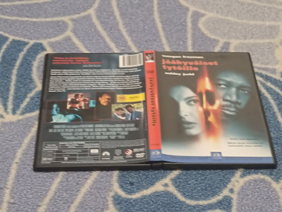 Jäähyväiset Tytöille DVD