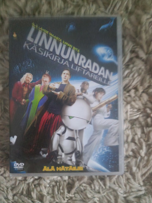 Linnunradan käsikirja liftareille