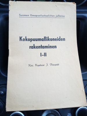 Visapää :  Kokopuumallikoneiden rakentaminen I-II