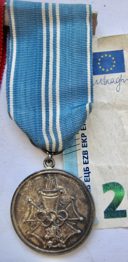 VANHA Olympialaisten Ansiomitali 1952 Hopeaa