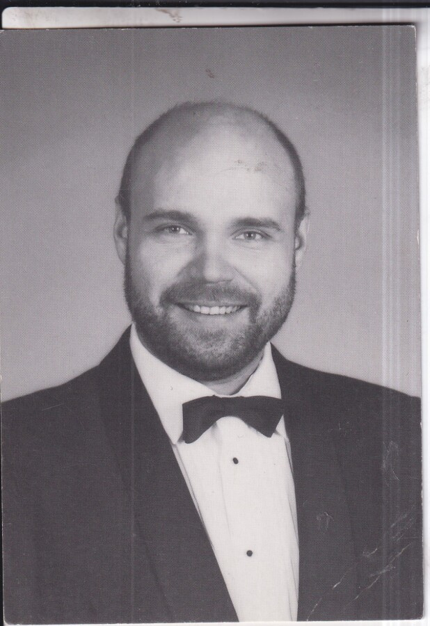 Jyrki Niskanen, tenori. laulaja.  e146