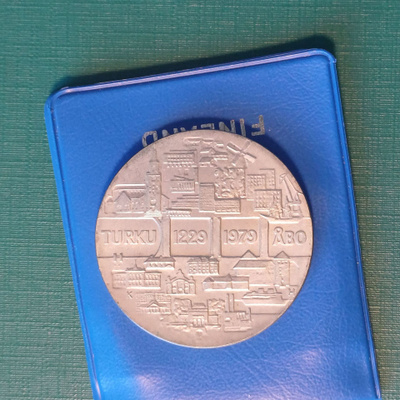 10mk . 1979 TURKU 750 vuotta Kl UNC ( 3 kpl )