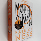 Patrick Ness : Monsters of men - pikkukuva 1
