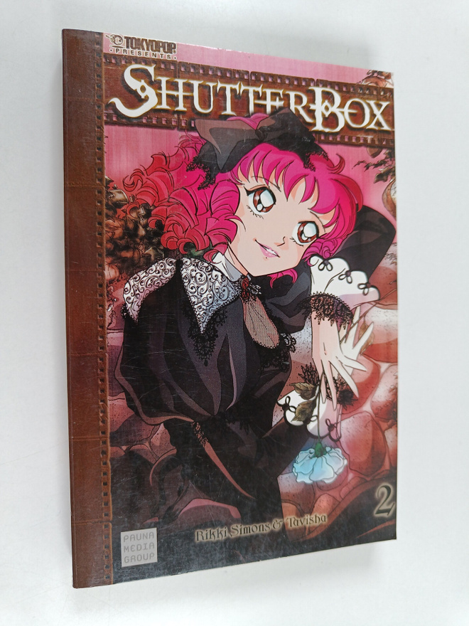 Tavisha Wolfgarth-Simons : Shutterbox : toinen kirja : En...