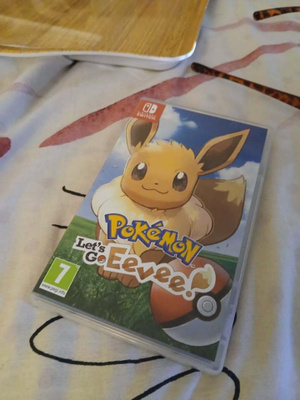 Switch peli Lets go Eevee ,uusi