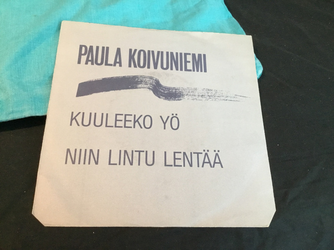Paula Koivuniemi Kuuleeko yö Sonet single ps