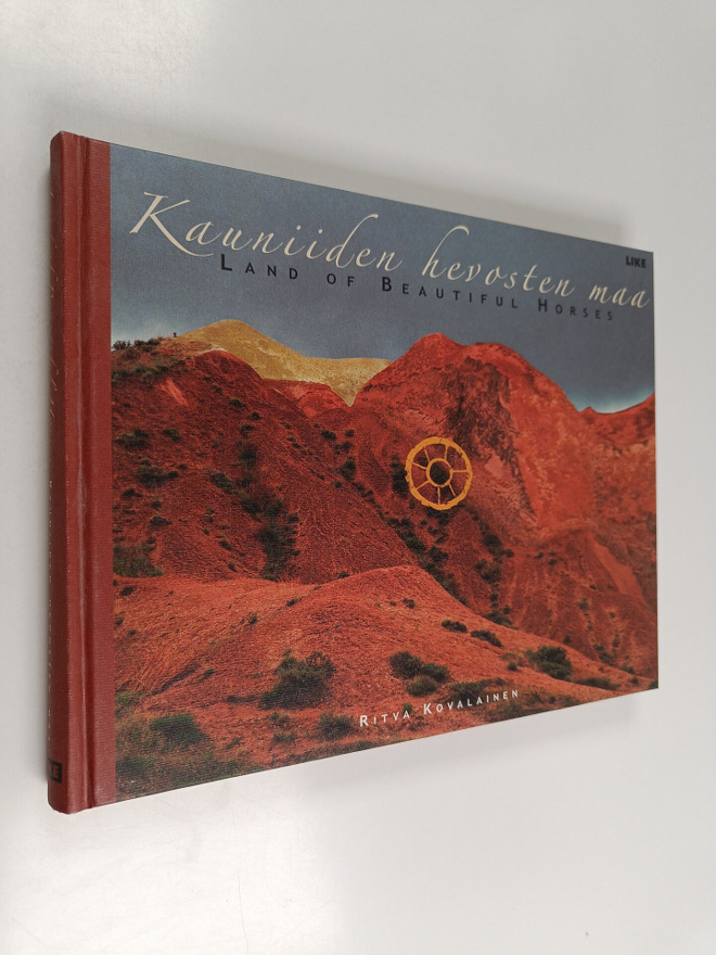 Ritva Kovalainen : Kauniiden hevosten maa = Land of beaut...