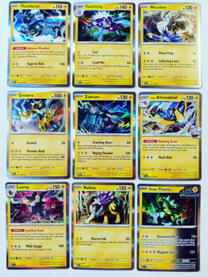 Pokemon Holo Rare kortteja 9kpl