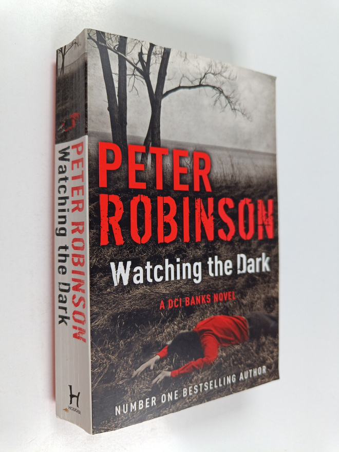 Peter Robinson : Watching the Dark