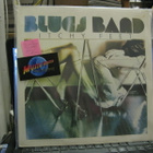 BLUES BAND - ITCHY FEET LP 1ST SCAN EX-/EX- - pikkukuva 1