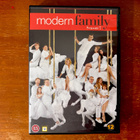 Moderni perhe Modern Family Kausi 7 DVD - pikkukuva 1