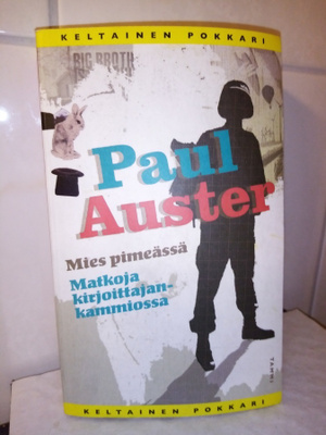 AUSTER : MIES PIMEÄSSÄ (Keltainen pokkari)