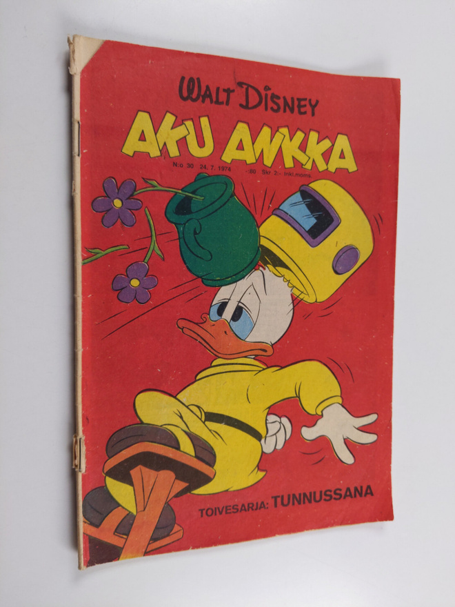 Walt Disney : Aku Ankka 30/1974