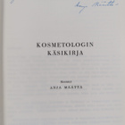 Anja Määttä : Kosmetologin käsikirja (signeerattu, tekijä... - pikkukuva 3