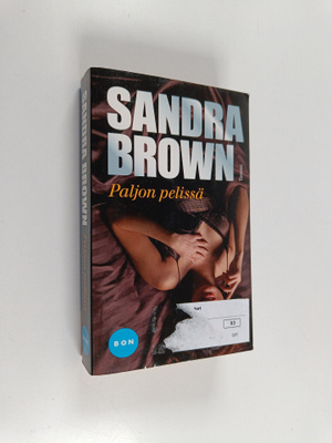 Sandra Brown : Paljon pelissä
