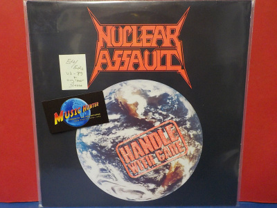 NUCLEAR ASSAULT - HANDLE WITH CARE UK -89 EX+/EX+ LP