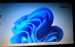 Lenovo G595s  8gb ram 4 ydin win11