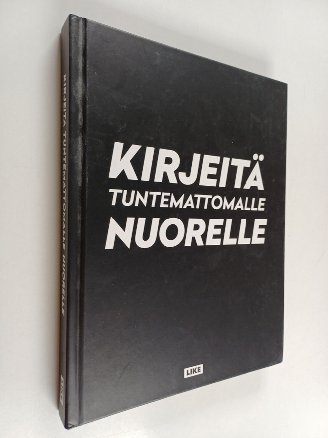 Kirjeitä tuntemattomalle nuorelle