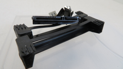 HP Pavilion SATA-kaapeliadapteri