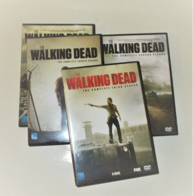 WALKING DEAD  1-4