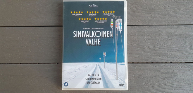 DVD: Sinivalkoinen Valhe, 2xDVD (O: Arto Halonen 2012)