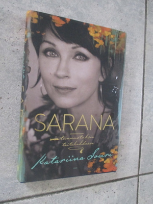 Katariina Souri : Sarana : tunnustuksia taitekohdassa