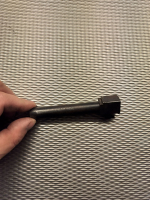 Pistooli 9mm piippuaihio