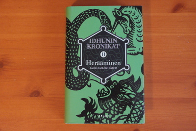 Laura Gallego Garcia:Idhunin kronikat II.Herääminen.1.P.2011