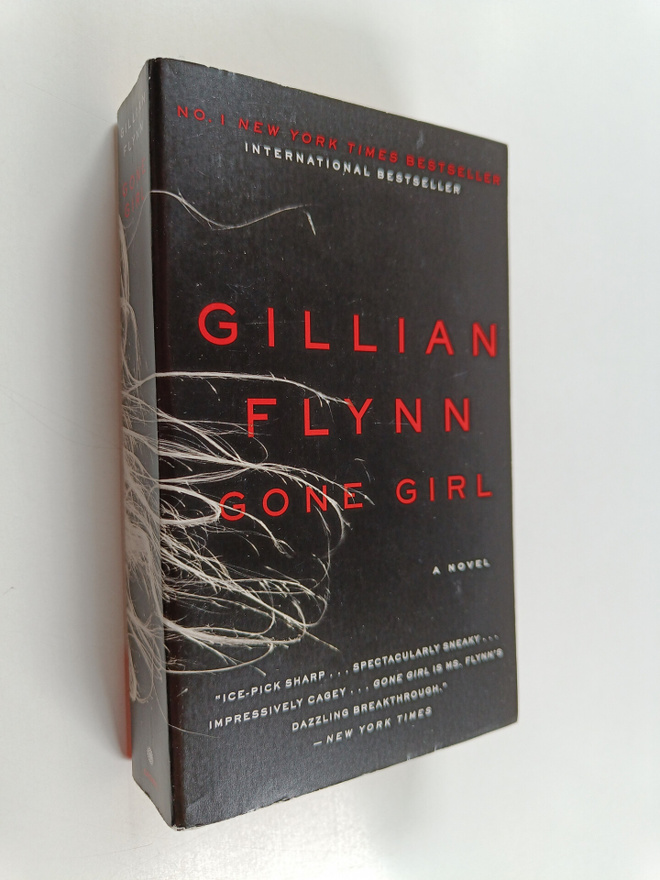 Gillian Flynn : Gone Girl - A Novel