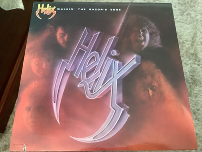 HELIX / Walkin’ The Razor’s Edge vinyl.